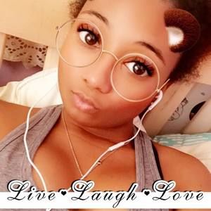 Meet your Posher, Ebony